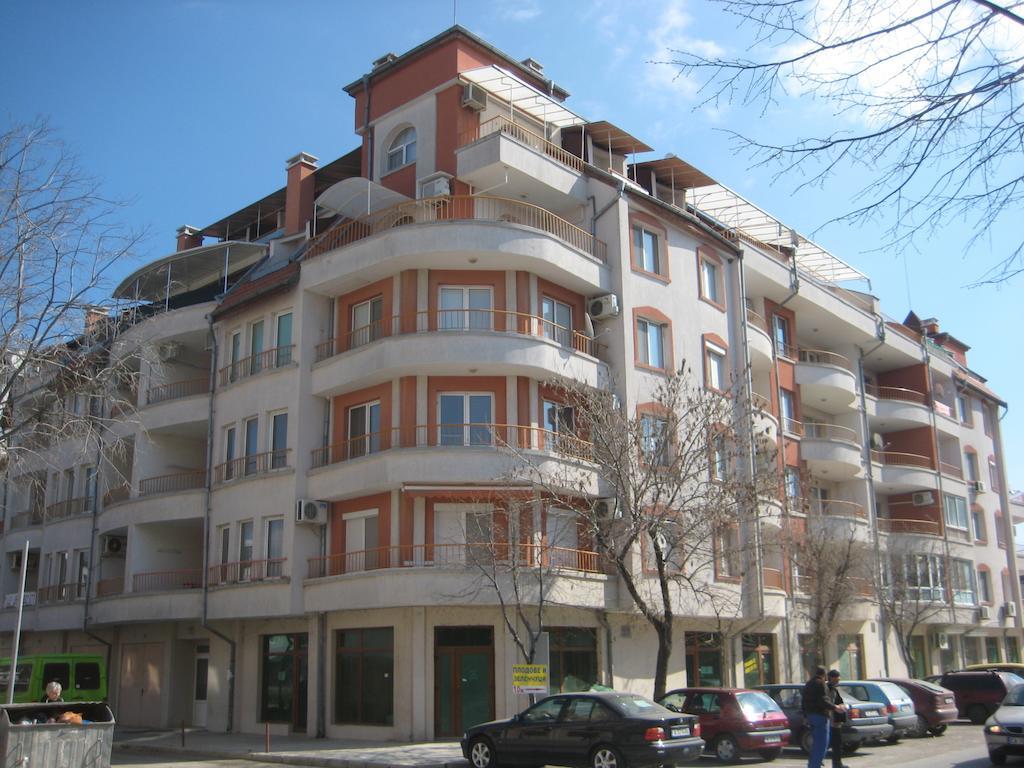 Tashevi Apartments Πομόριε Εξωτερικό φωτογραφία