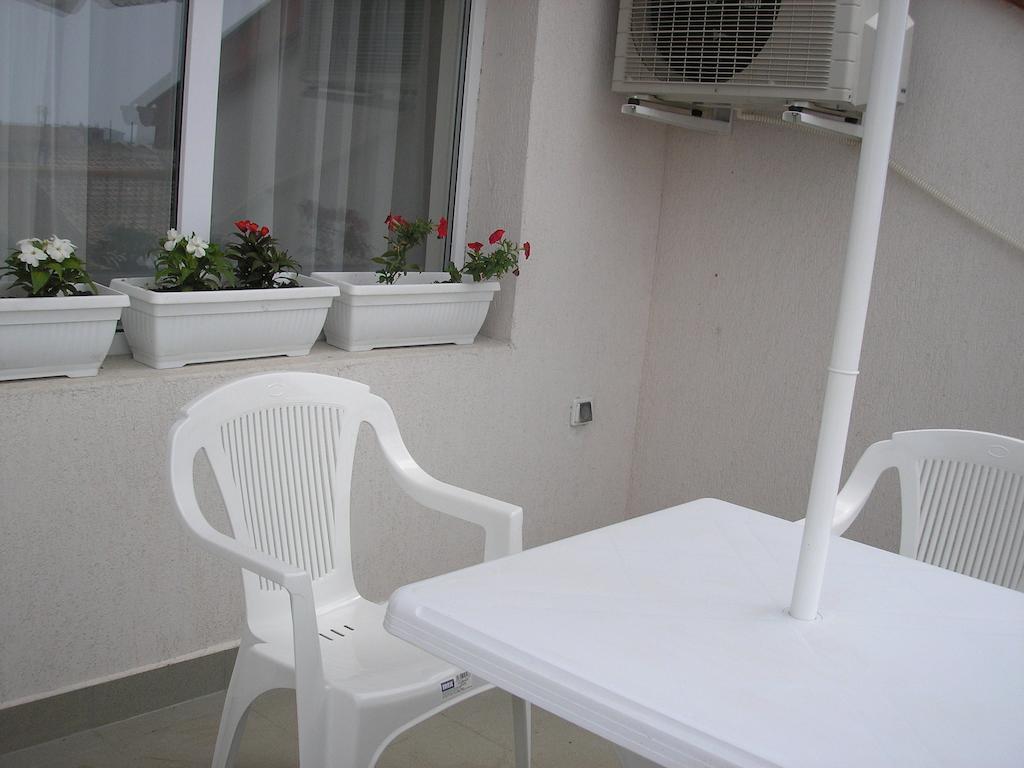 Tashevi Apartments Πομόριε Δωμάτιο φωτογραφία
