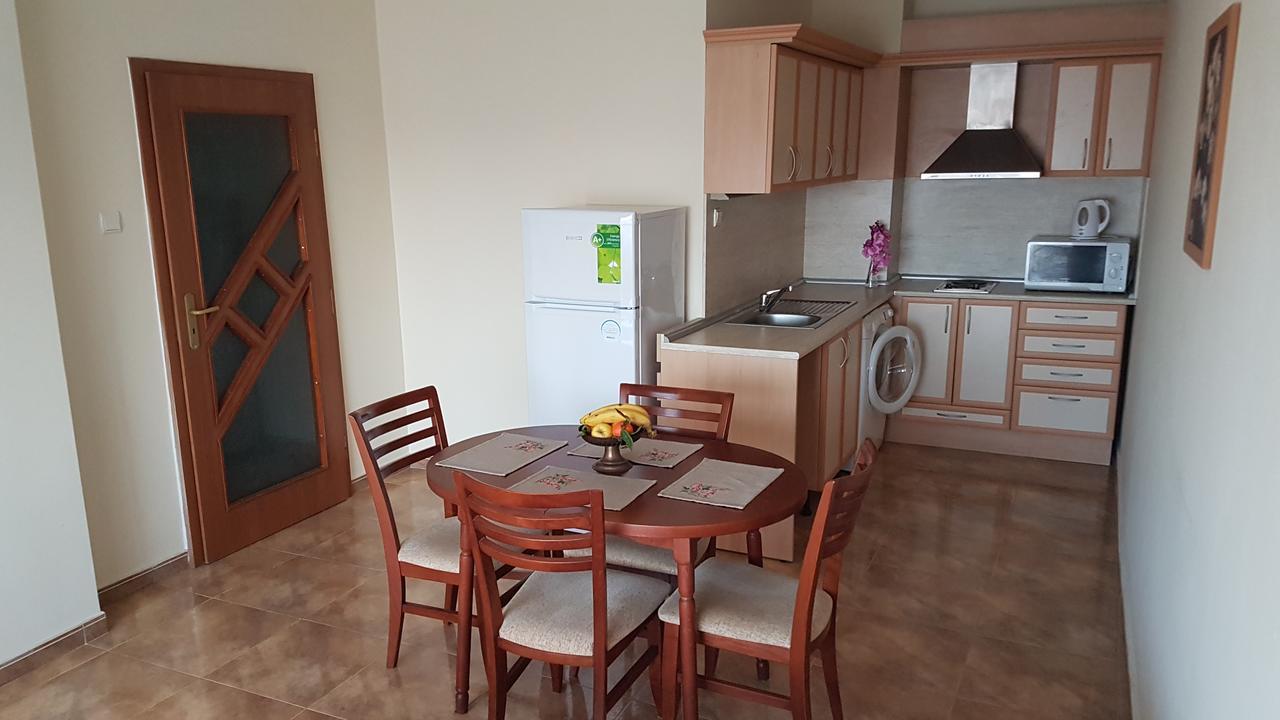 Tashevi Apartments Πομόριε Εξωτερικό φωτογραφία