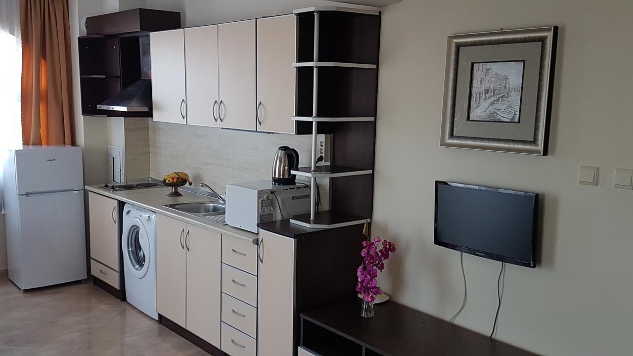 Tashevi Apartments Πομόριε Εξωτερικό φωτογραφία
