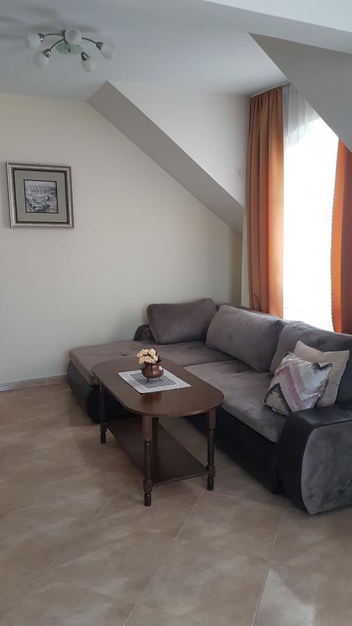 Tashevi Apartments Πομόριε Εξωτερικό φωτογραφία